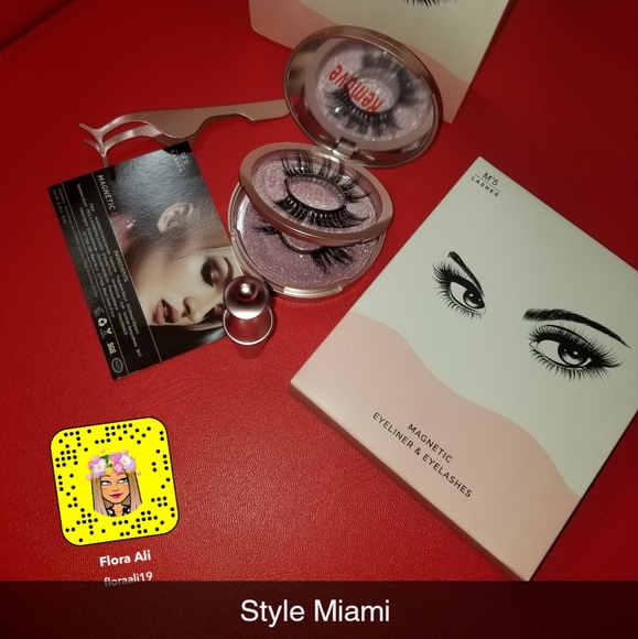 Magentic Eyelashes Set - Picture 3 of 11